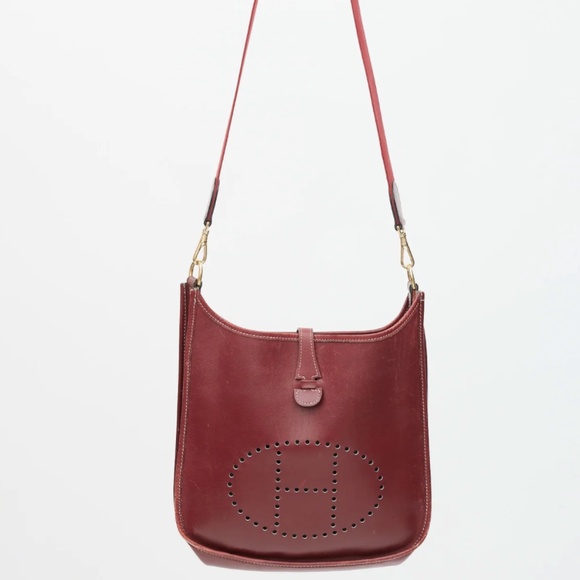 *SOLD* Hermès 1999 Burgundy Epsom Leather Evelyne 29 PM Bag - Picture 1 of 13